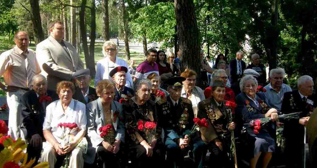 На день перемоги ветеранів пригощали солдатською кашею
