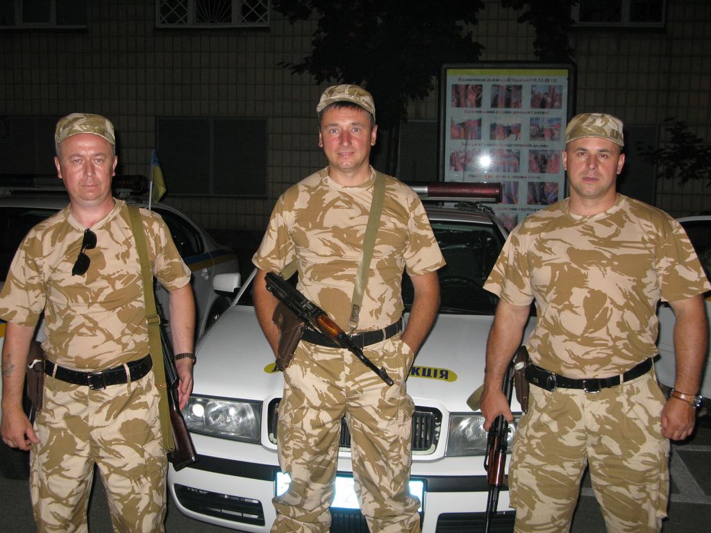 В зону АТО вирушив київський екіпаж інспекторів ДАІ