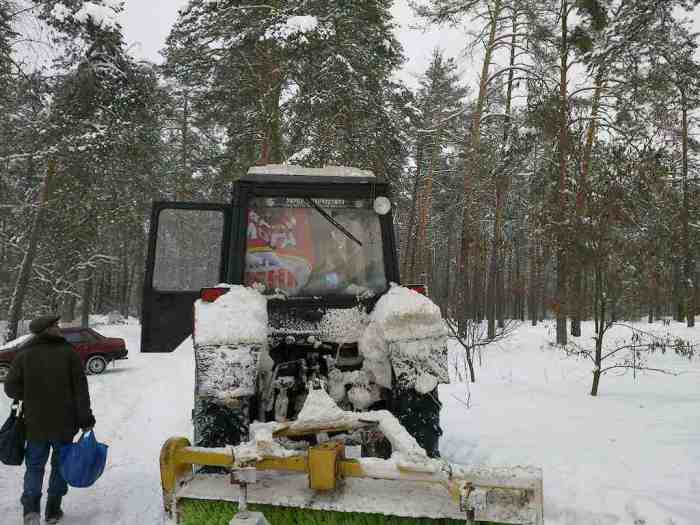 Київські комунальні служби не доїжджають до приватних секторів ДВРЗ та Старої Дарниці (Дніпровський район)