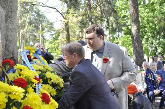Свято Дня Перемоги на ДВРЗ та Старій Дарниці (фоторепортаж)