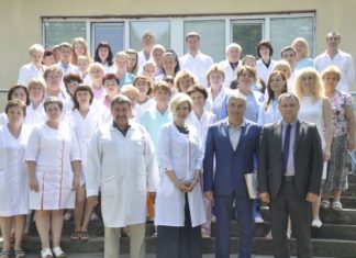 В лікарні № 11 Данієль Карабаєв представив нового заступника головного лікаря