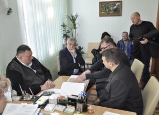 Уповноважений Президента з питань реабілітації учасників АТО Вадим Свириденко відвідав лікарню № 11, що на ДВРЗ