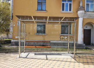 Павло Тесленко: завершуємо роботу з облаштування зупиночних комплексів