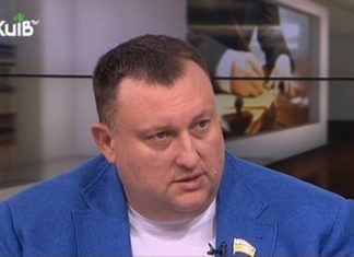 #ДВРЗовець Павло Тесленко на прохання ОСН «Нова Дарниця — 3» терміново зібрав представників місцевої влади на ХШ та Тростянецькій
