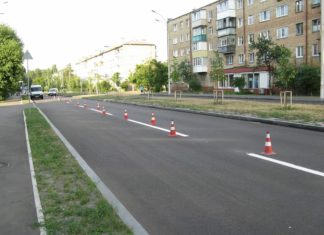 На ДВРЗ з’явилась інноваційна розмітка холодним пластиком